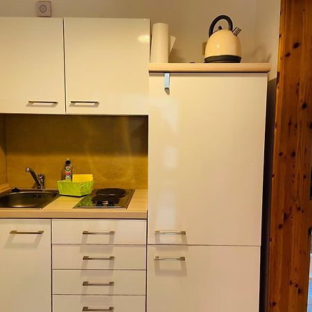 Apartment Emil Im Eg Mit Garten In זול מראה חיצוני תמונה