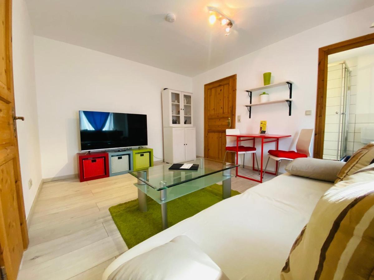 Apartment Emil Im Eg Mit Garten In זול מראה חיצוני תמונה